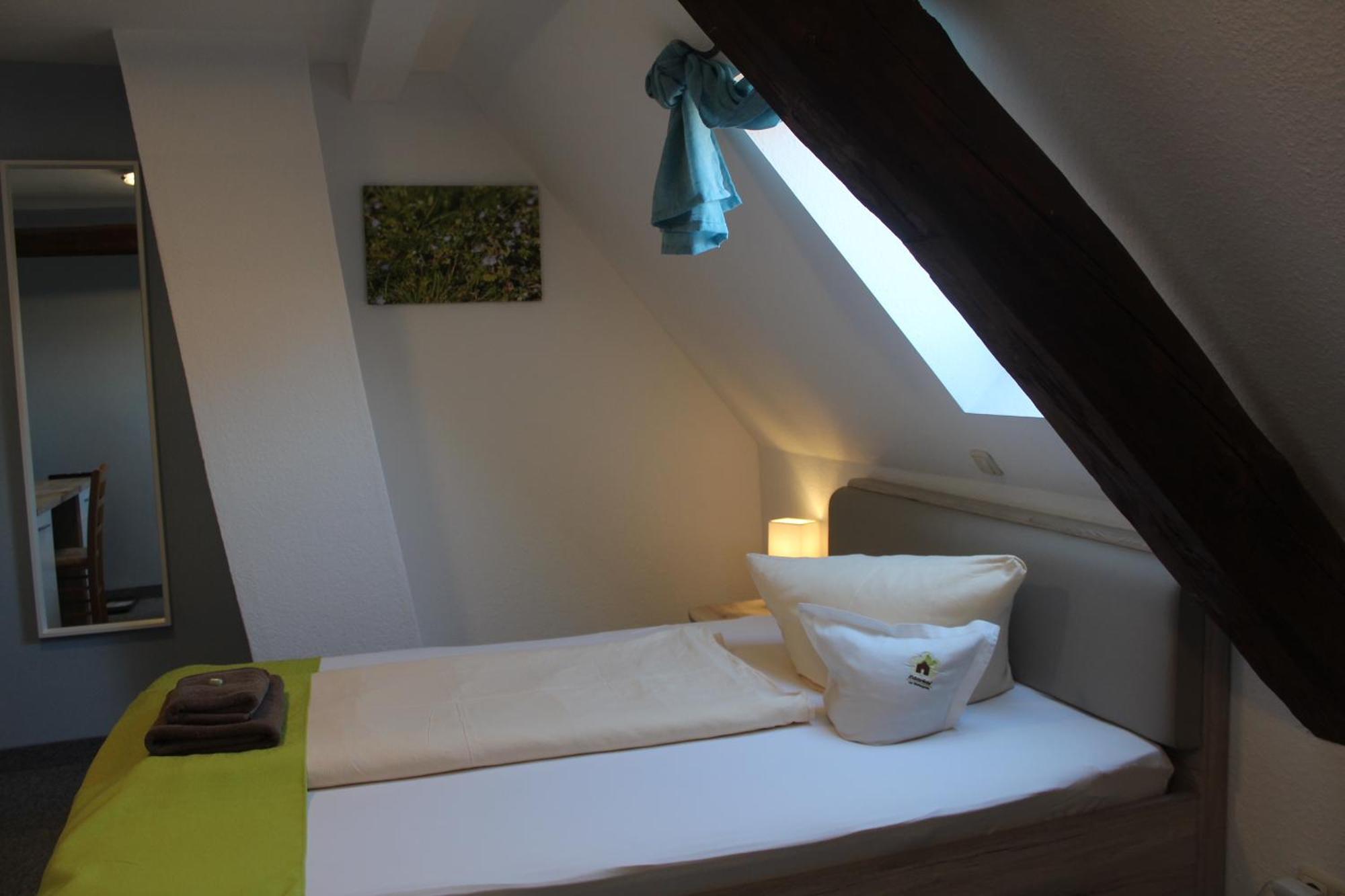 Kraeuterhotel Garni Zur Klostergrotte Nohra  ภายนอก รูปภาพ