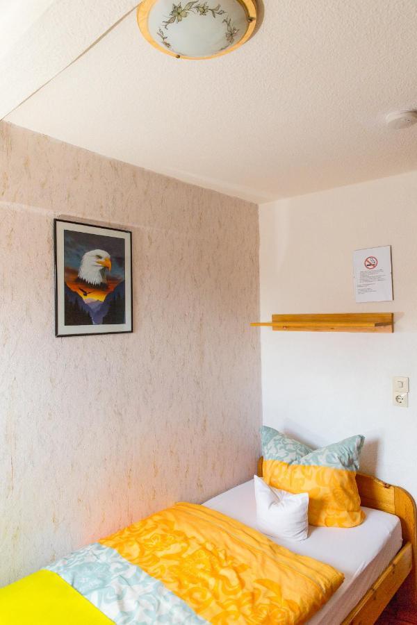 Kraeuterhotel Garni Zur Klostergrotte Nohra  ภายนอก รูปภาพ