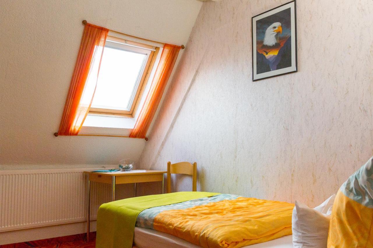 Kraeuterhotel Garni Zur Klostergrotte Nohra  ภายนอก รูปภาพ